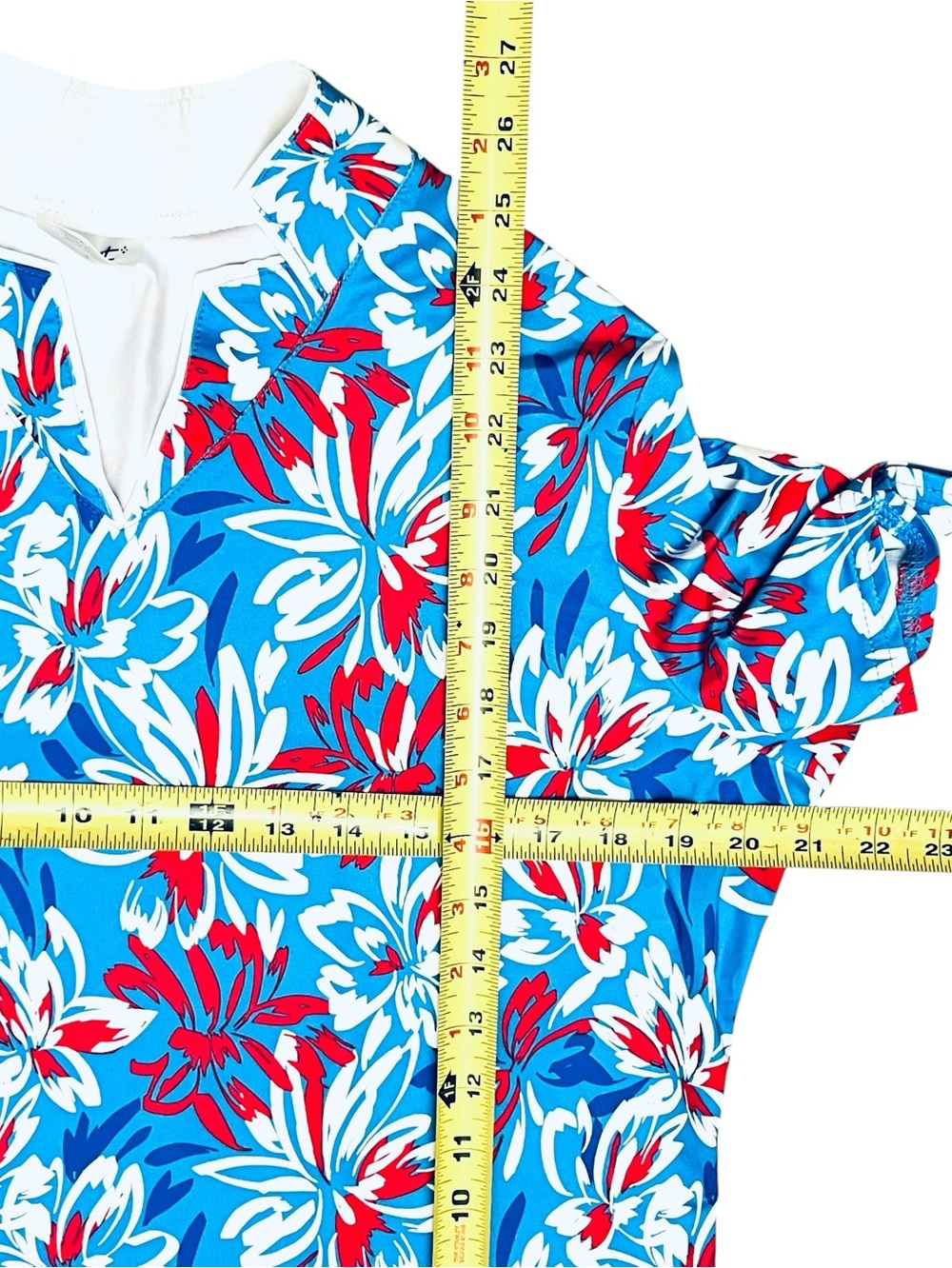 Jofit Top Golf Blue Red Tropical White Floral Mock/Split/Neck Short Sleeve Sz L - Picture 10 of 12